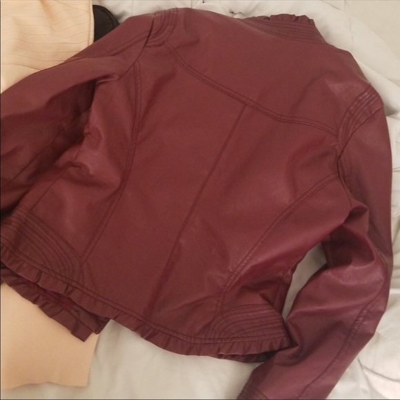 Faux leather raspberry color jacket - Picture 4 of 4